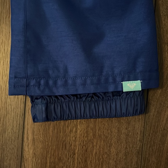 Girls Roxy Dryflight snow pants - Picture 2 of 10